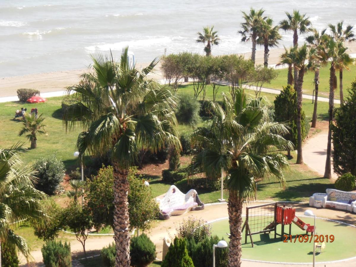 Bonito Apartamento En Marina D'Or 1Ra Linea De Playa オロペサ・デル・マール エクステリア 写真