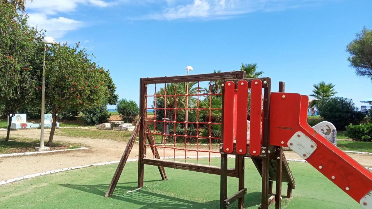 Bonito Apartamento En Marina D'Or 1Ra Linea De Playa オロペサ・デル・マール エクステリア 写真