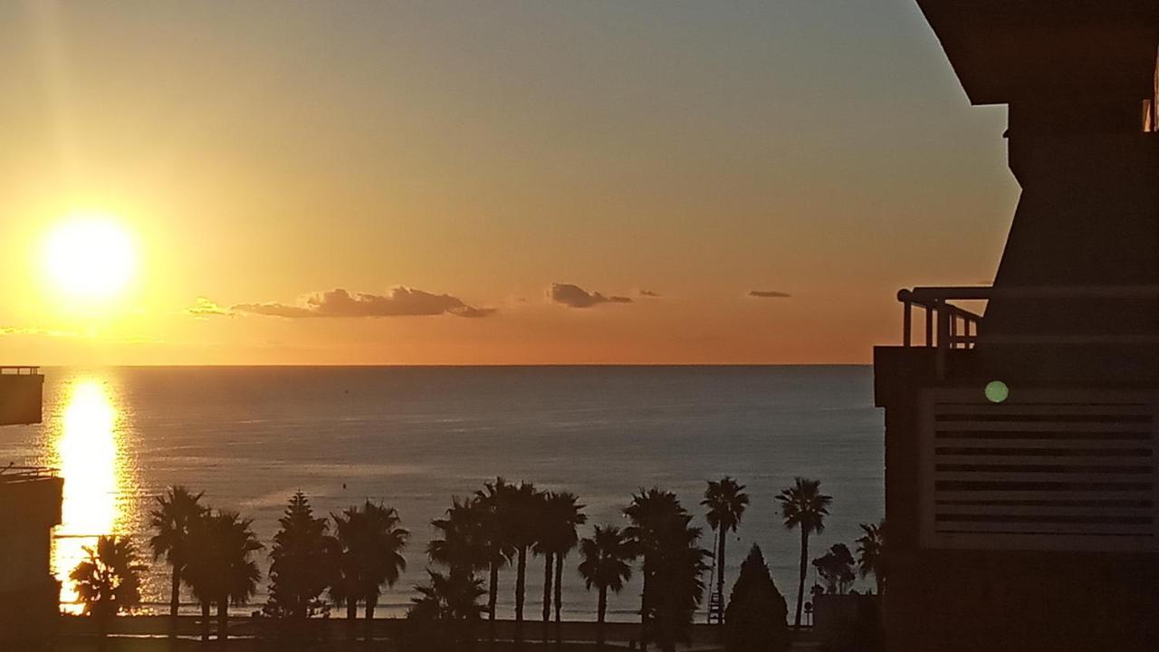 Bonito Apartamento En Marina D'Or 1Ra Linea De Playa オロペサ・デル・マール エクステリア 写真